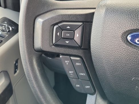 Used 2017 Ford F150 XL w/ Equipment Group 101A Mid AWD/4WD image 12
