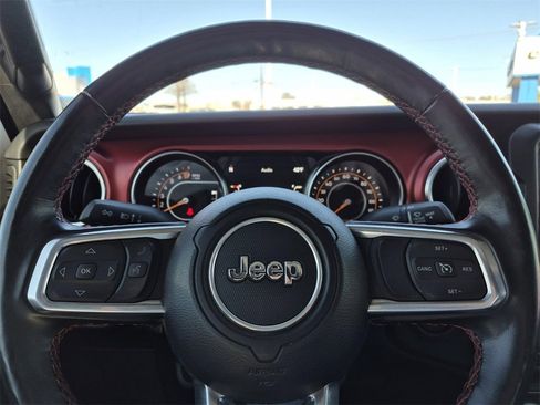 Used 2023 Jeep Gladiator Rubicon w/ LED Lighting Group image 18