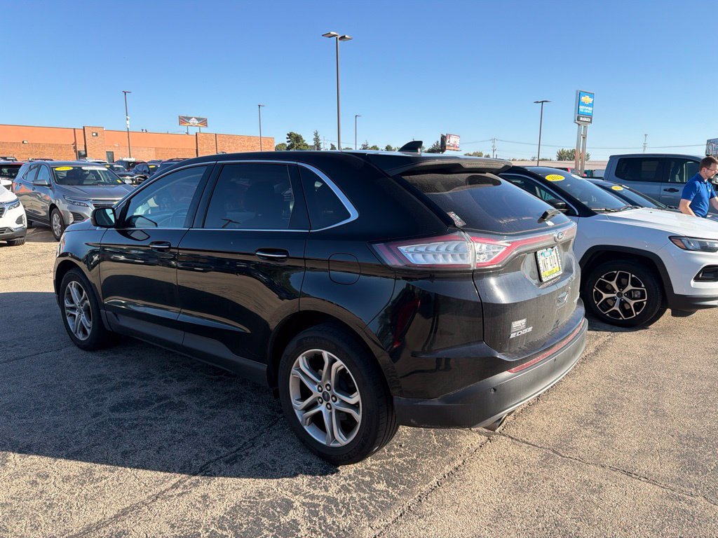 Used 2017 Ford Edge Titanium w/ Technology Package AWD/4WD image 4