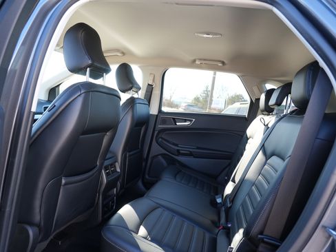 Used 2022 Ford Edge SEL w/ Convenience Package image 20