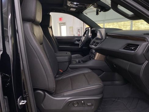 Used 2024 Chevrolet Tahoe High Country w/ Premium Package image 18