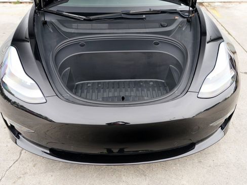 Used 2022 Tesla Model 3 Performance image 8