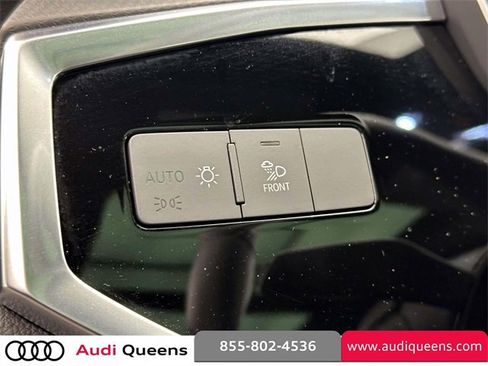 Certified 2025 Audi Q3 2.0T Premium Plus w/ Premium Plus Package image 21