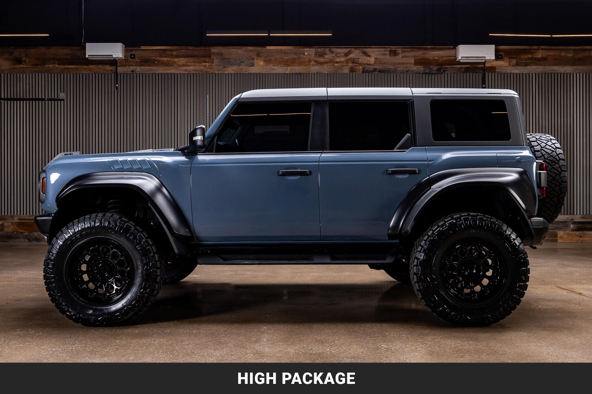 Used 2023 Ford Bronco Raptor AWD/4WD image 6