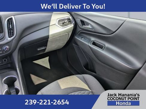 Used 2019 Chevrolet Equinox LT w/ Sun & Navigation Package AWD/4WD image 18