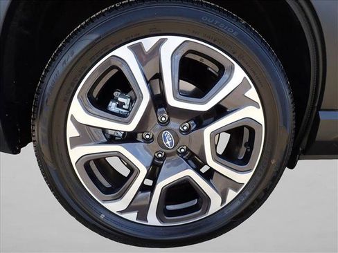 Certified 2025 Subaru Ascent Limited AWD/4WD image 7