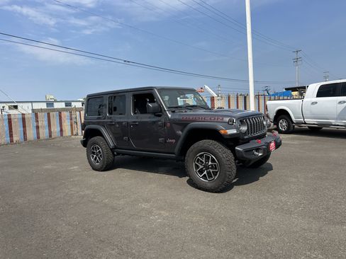 New 2025 Jeep Wrangler Unlimited Rubicon image 7