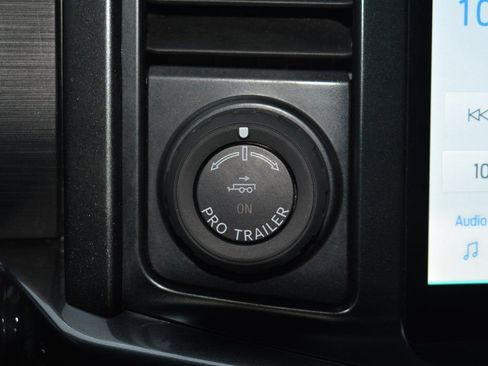 Used 2022 Ford F150 XLT w/ Equipment Group 302A High image 19