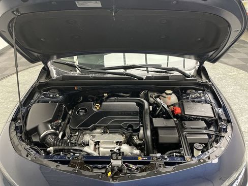 Used 2018 Chevrolet Malibu LT image 24