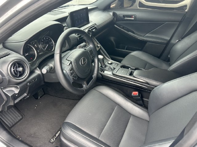 Used 2023 Lexus IS 300 w/ Comfort Package RWD image 10