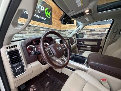 Used 2017 RAM 1500 Laramie w/ Convenience Group AWD/4WD image 27