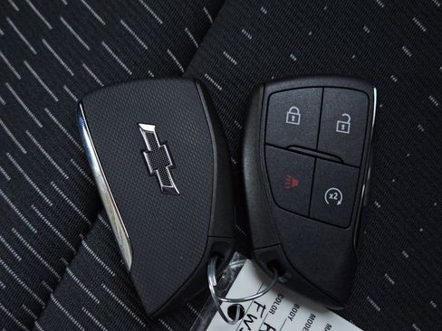 New 2026 Chevrolet Equinox LT image 30