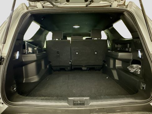 Used 2025 Toyota 4Runner TRD Off-Road image 30