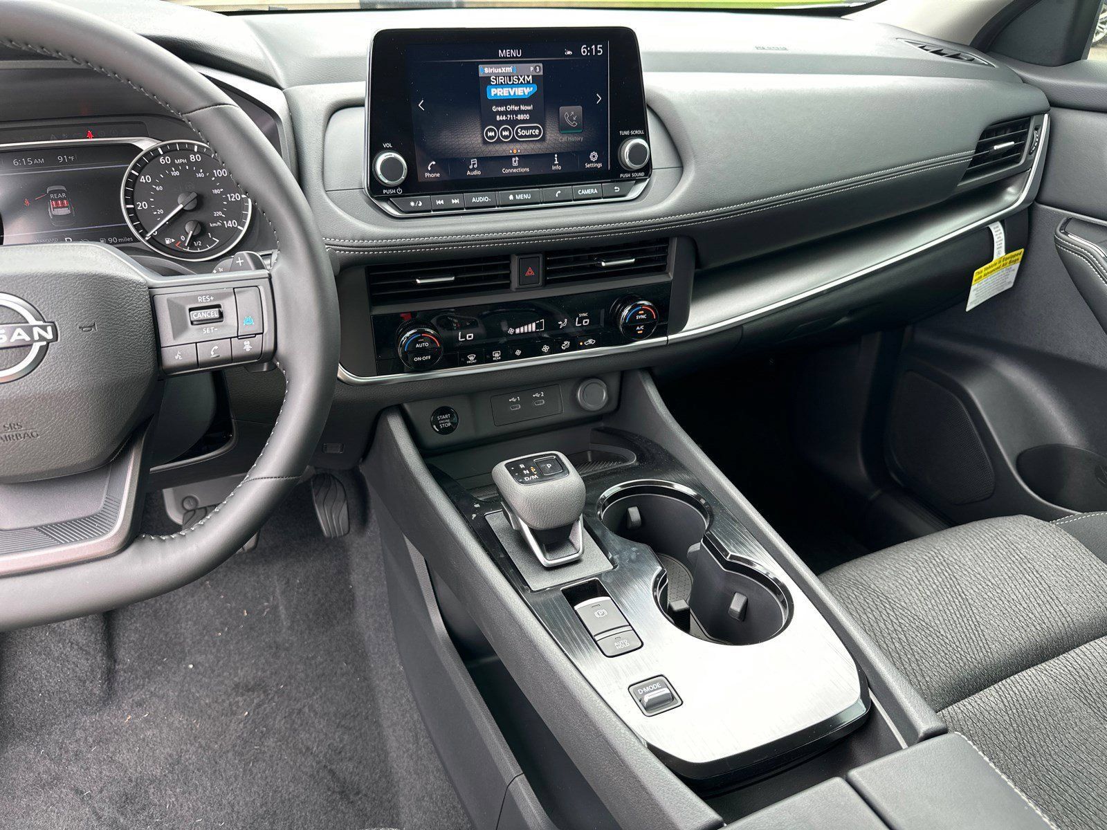 Used 2025 Nissan Rogue SV FWD image 30