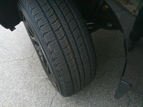 Used 2024 Chevrolet Silverado 1500 Custom Trail Boss image 15