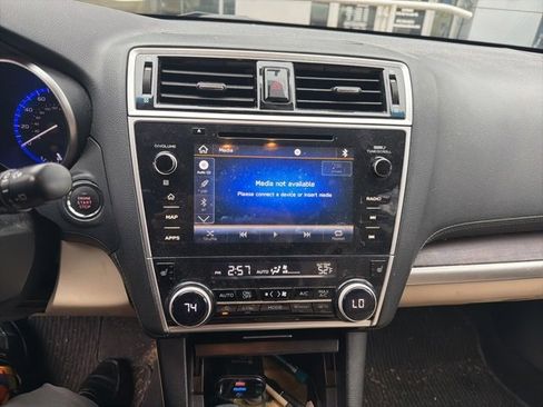 Used 2019 Subaru Outback 2.5i Limited image 5