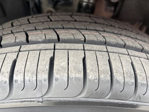 Used 2023 Toyota RAV4 Limited image 12