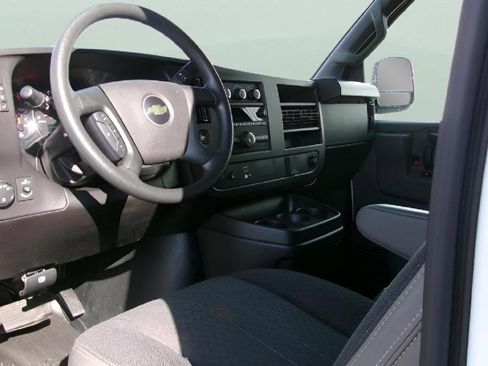Used 2024 Chevrolet Express 2500 w/ Driver Convenience Package RWD image 9
