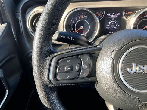 Used 2021 Jeep Wrangler Unlimited Sport image 22