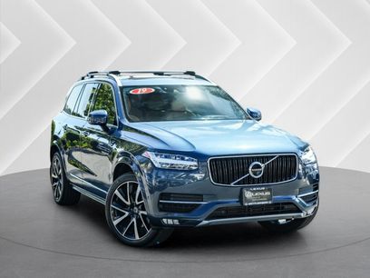 Used 2019 Volvo XC90 T6 Momentum w/ Advanced Package