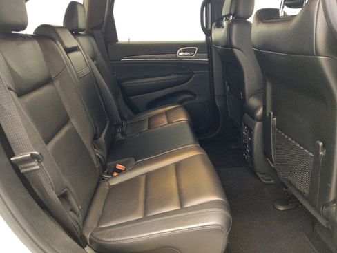 Used 2019 Jeep Grand Cherokee Limited AWD/4WD image 19