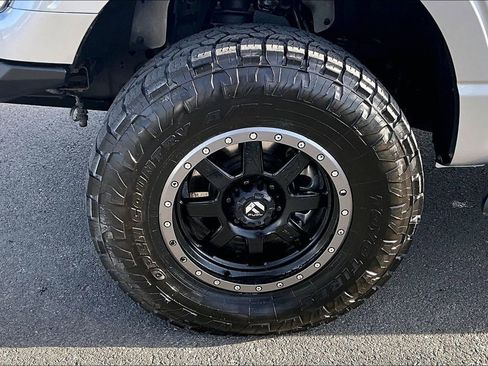 Used 2022 Ford F150 XLT w/ Equipment Group 302A High image 9