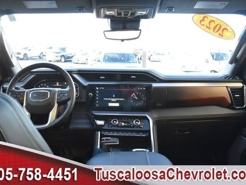 Used 2023 GMC Sierra 1500 Denali w/ Denali Reserve Package image 3
