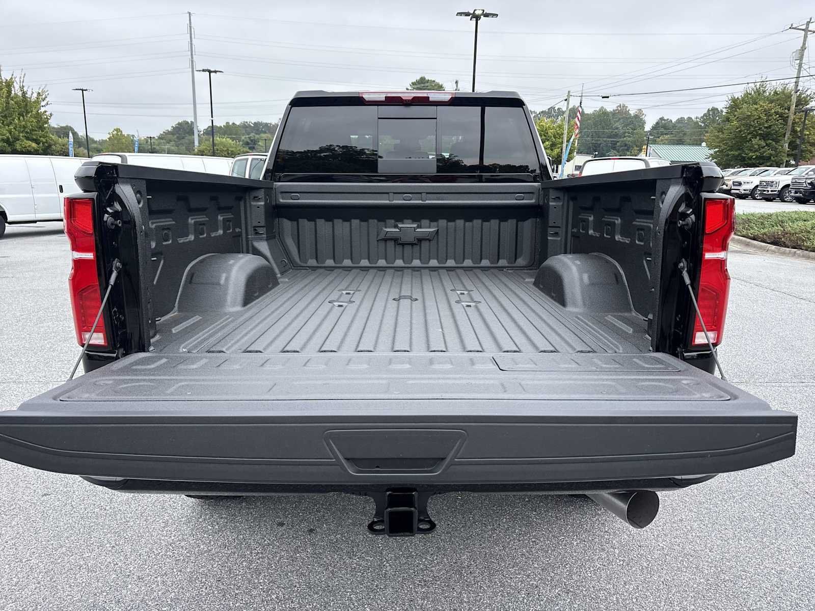 New 2026 Chevrolet Silverado 2500 High Country w/ Midnight Edition AWD/4WD image 26