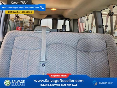 Used 2004 Chevrolet Express 3500 Extended Passenger image 4