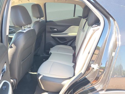 Used 2020 Buick Encore Preferred w/ Safety Package FWD image 10