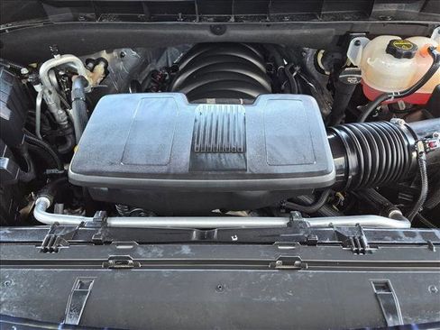 Used 2024 GMC Yukon Denali w/ Advanced Technology Package AWD/4WD image 23