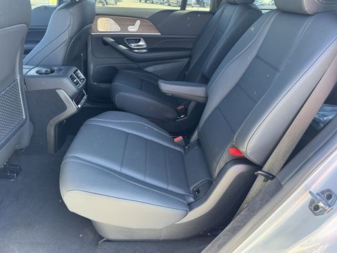 New 2025 Mercedes-Benz GLS 450 4MATIC image 30
