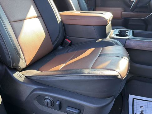 Used 2022 Chevrolet Silverado 2500 High Country w/ LPO, Hitch Package AWD/4WD image 24