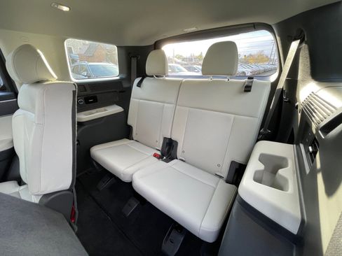 Used 2025 Hyundai Santa Fe SEL image 30