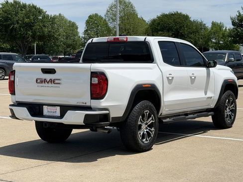 Used 2024 GMC Canyon AT4 w/ Canyon Safety Plus Package AWD/4WD image 4