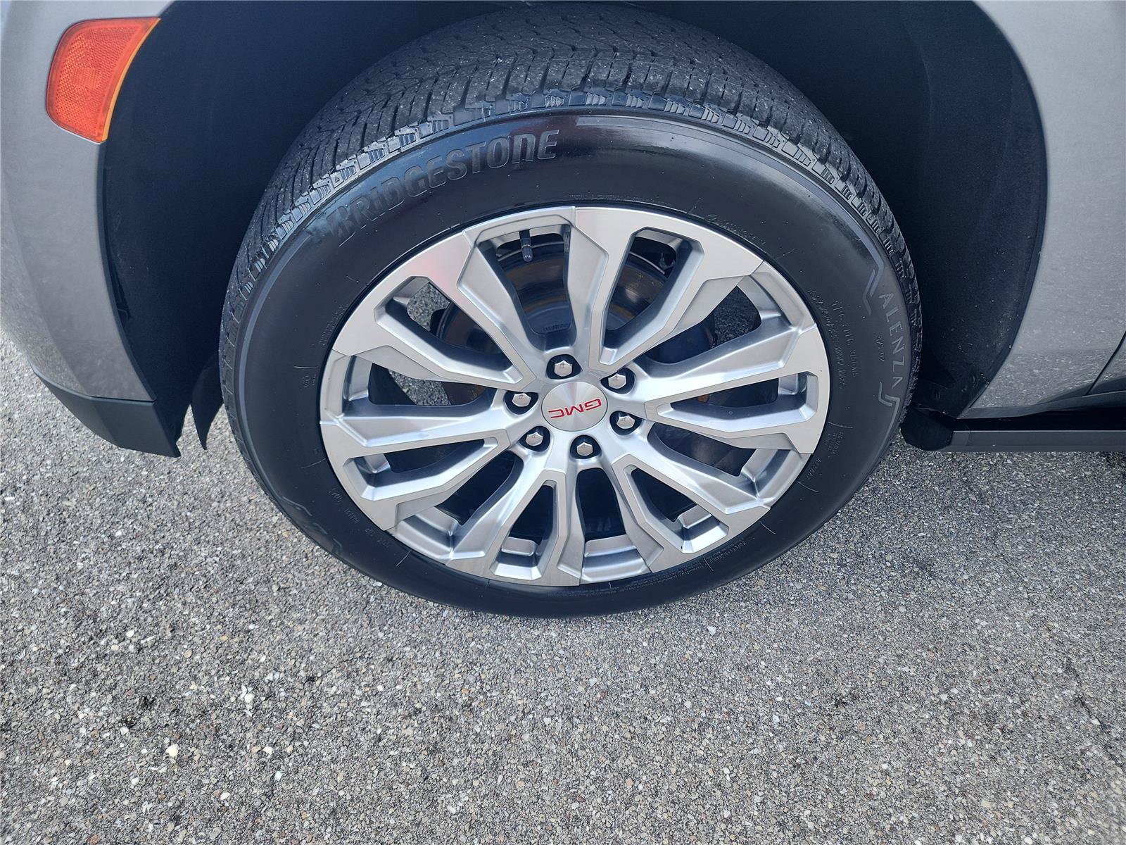 Used 2022 GMC Yukon XL Denali RWD image 10