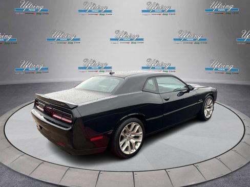 Used 2020 Dodge Challenger R/T image 3