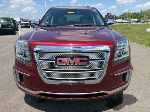 Used 2017 GMC Terrain Denali FWD image 3