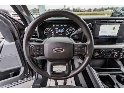 Used 2023 Ford F350 XLT w/ FX4 Off-Road Package image 11
