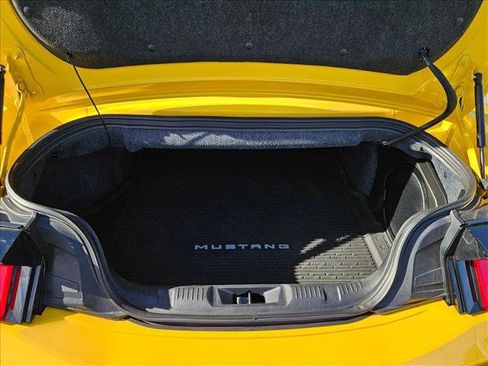 Used 2024 Ford Mustang GT Premium image 6