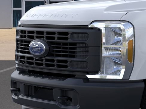 New 2026 Ford F250 XL image 17