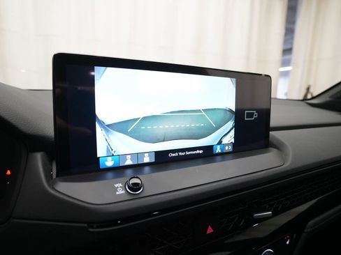 Used 2024 Honda Accord Sport image 19