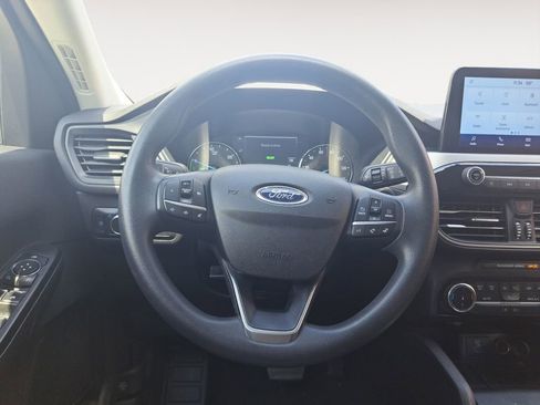 Used 2022 Ford Escape SE FWD image 12