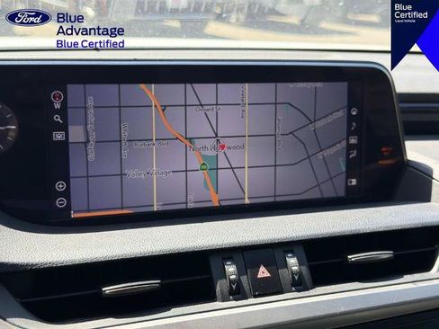 Used 2021 Lexus ES 300h w/ Luxury Package FWD image 25