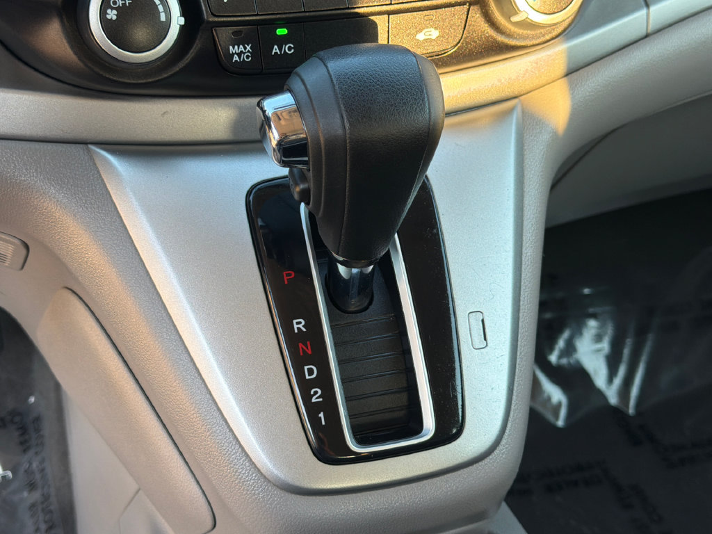 Used 2013 Honda CR-V LX image 29