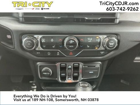 New 2025 Jeep Wrangler Sport S image 18