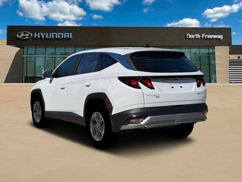 New 2026 Hyundai Tucson Blue SE image 5