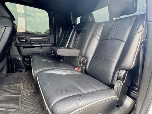 Used 2022 RAM 2500 Limited AWD/4WD image 13