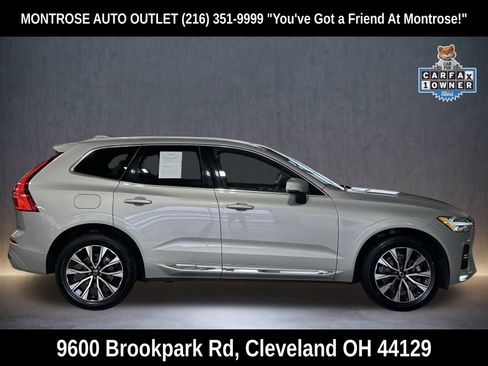 Used 2023 Volvo XC60 B5 Plus w/ Climate Package image 3