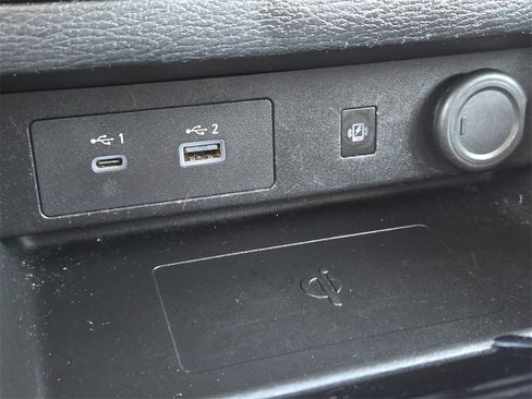 Used 2024 Mitsubishi Outlander SE Black Edition image 22